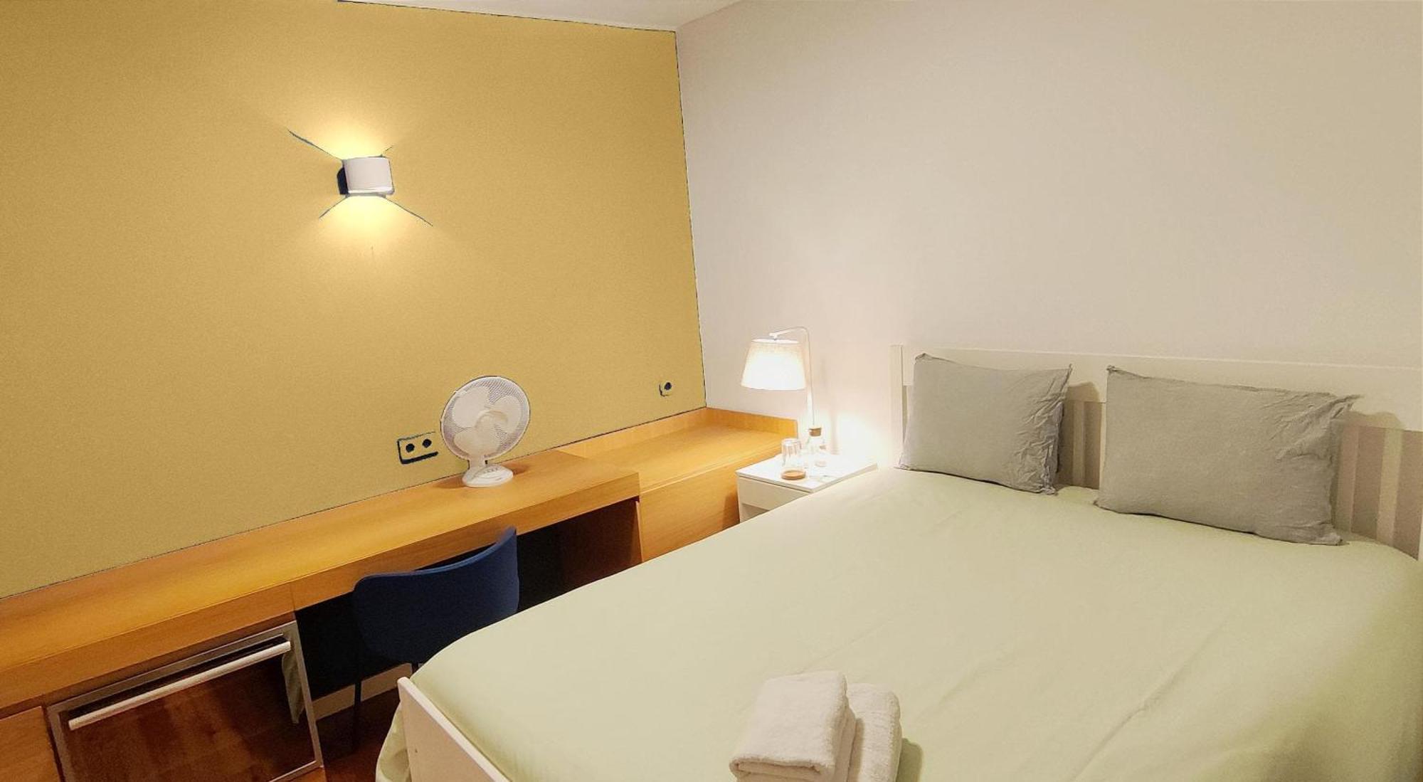 Shared Accommodation In Bairro Alto - Chiado ลิสบอน ภายนอก รูปภาพ