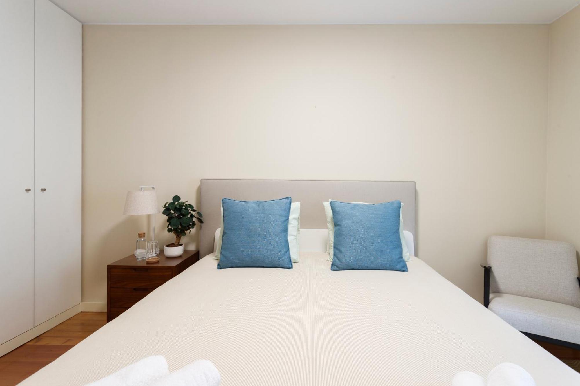 Shared Accommodation In Bairro Alto - Chiado ลิสบอน ภายนอก รูปภาพ