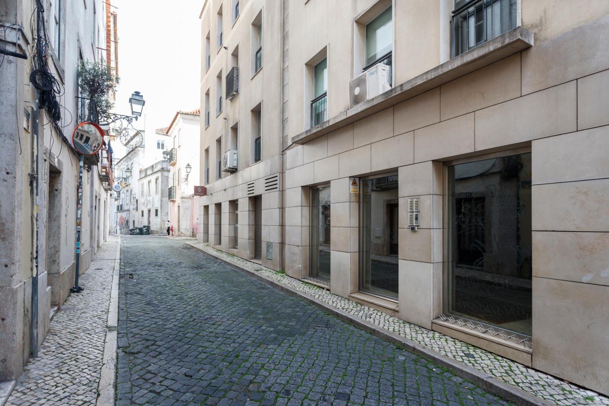 Shared Accommodation In Bairro Alto - Chiado ลิสบอน ภายนอก รูปภาพ