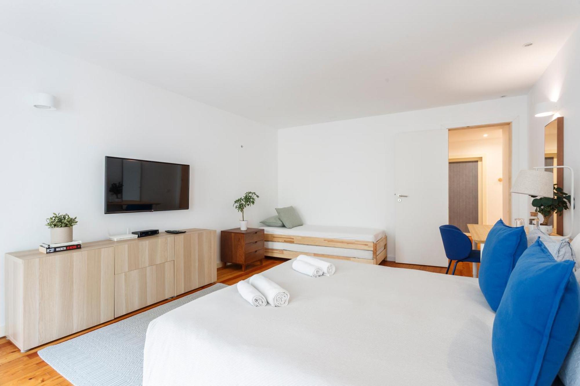 Shared Accommodation In Bairro Alto - Chiado ลิสบอน ภายนอก รูปภาพ
